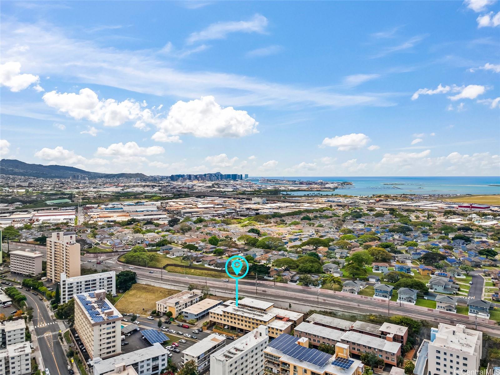 Hillside Villa condo # 401, Honolulu, Hawaii - photo 4 of 19