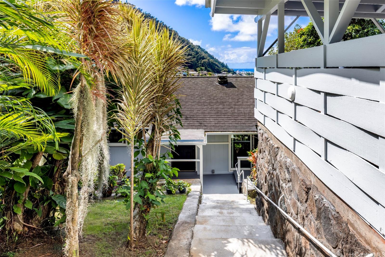 3003  Hoaloha Place Dowsett, Honolulu home - photo 24 of 25