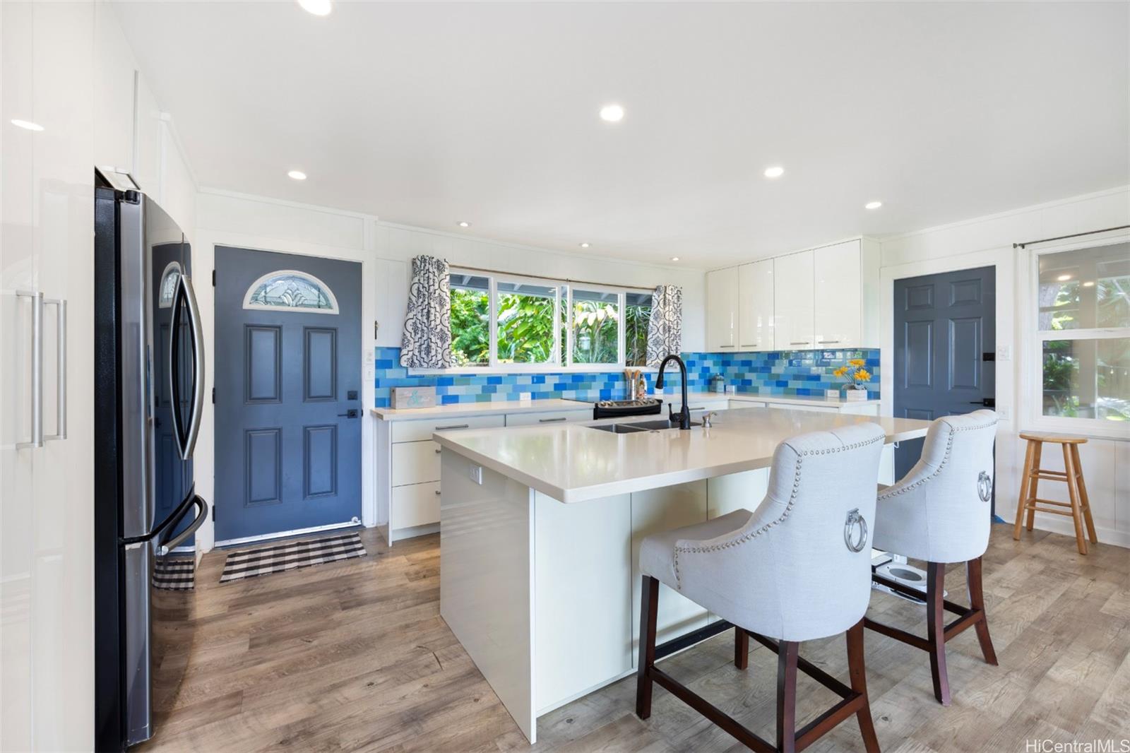 3003  Hoaloha Place Dowsett, Honolulu home - photo 7 of 24