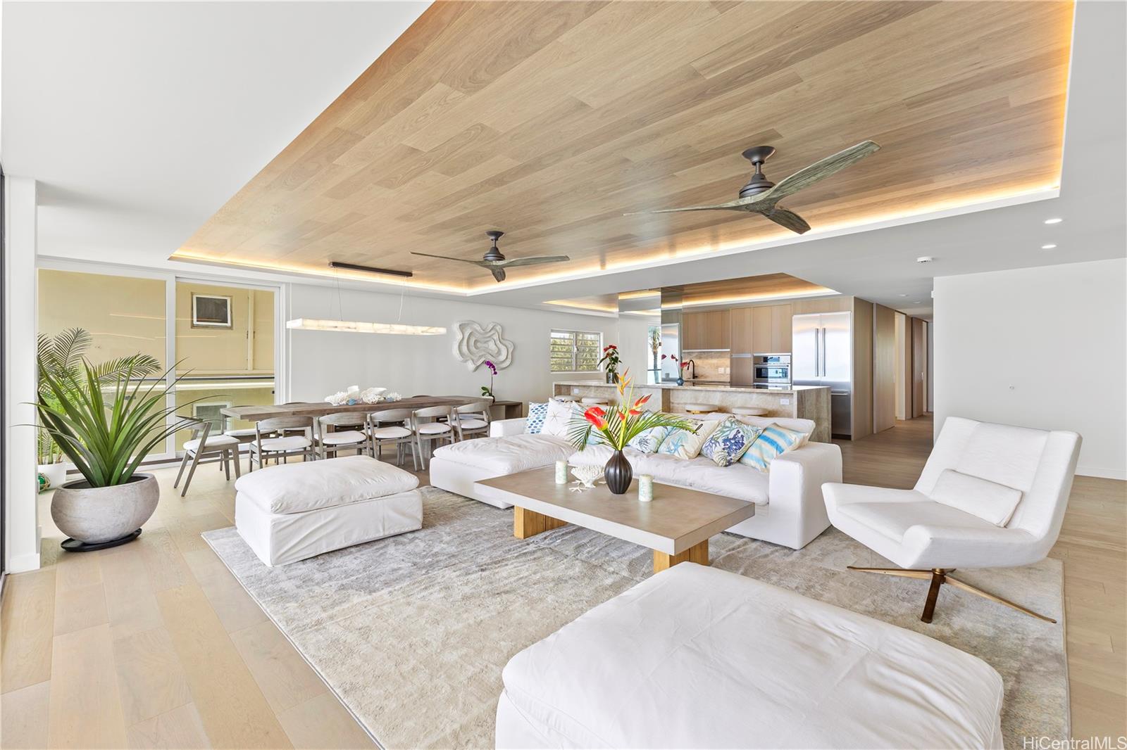 3003 Kalakaua condo # 5A, Honolulu, Hawaii - photo 12 of 25