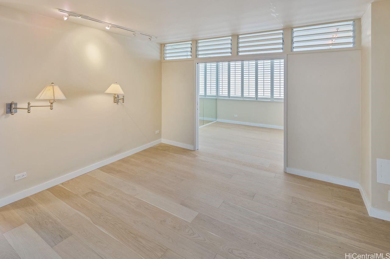 3003 Kalakaua condo # 7B, Honolulu, Hawaii - photo 12 of 25