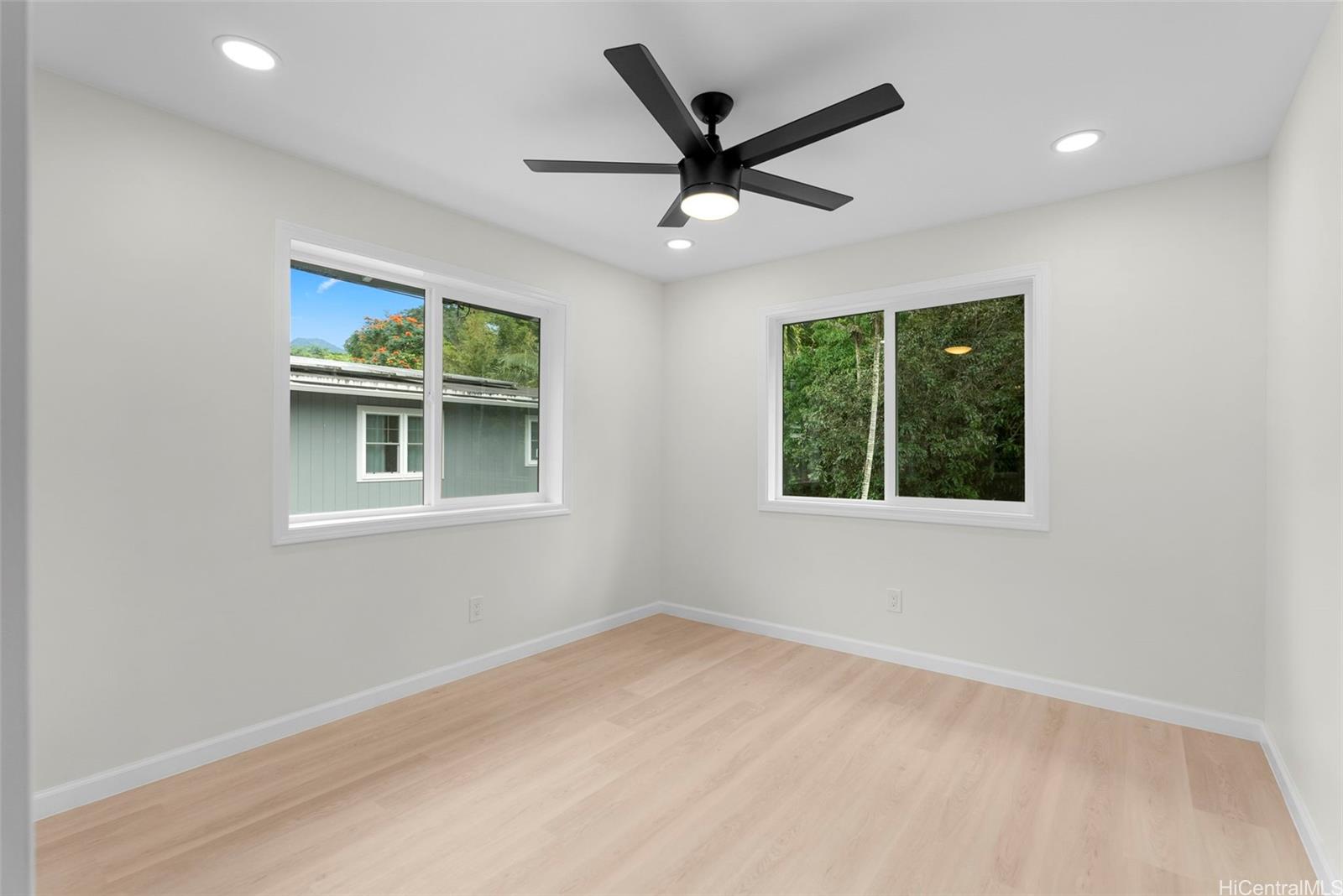 3007  Numana Road Kalihi Valley, Honolulu home - photo 10 of 25