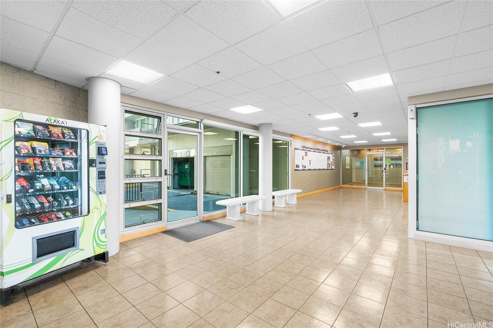 Country Club Village 6 condo # 1403, Honolulu, Hawaii - photo 14 of 17