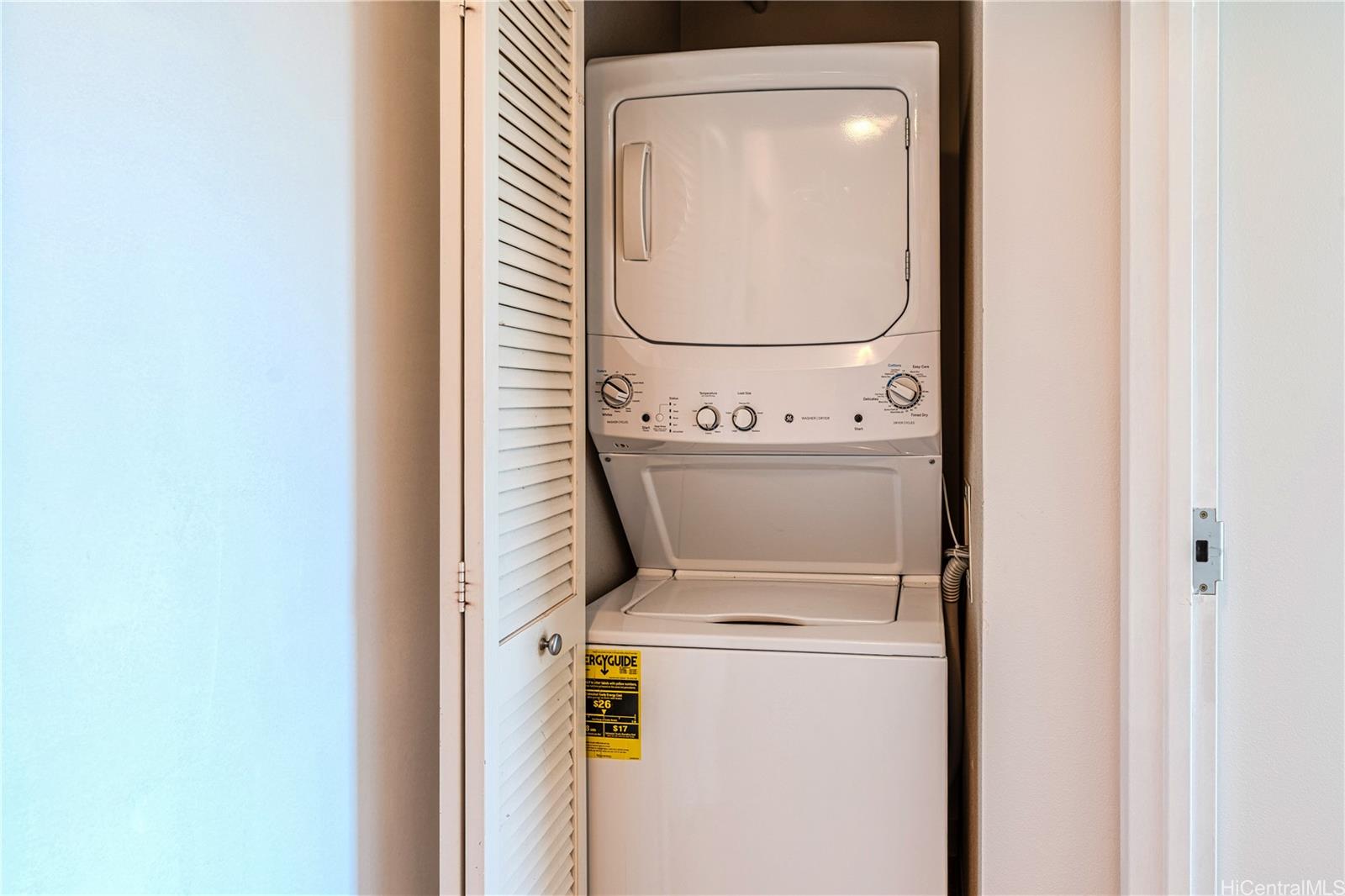 Country Club Village 6 condo # 1505, Honolulu, Hawaii - photo 7 of 15