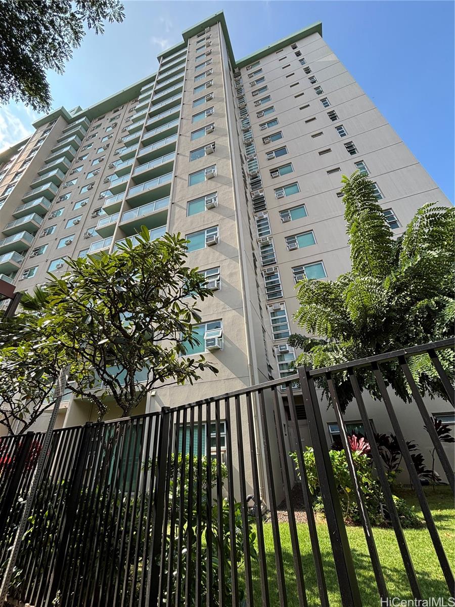 3009 Ala Makahala Place Honolulu - Rental - photo 10 of 10