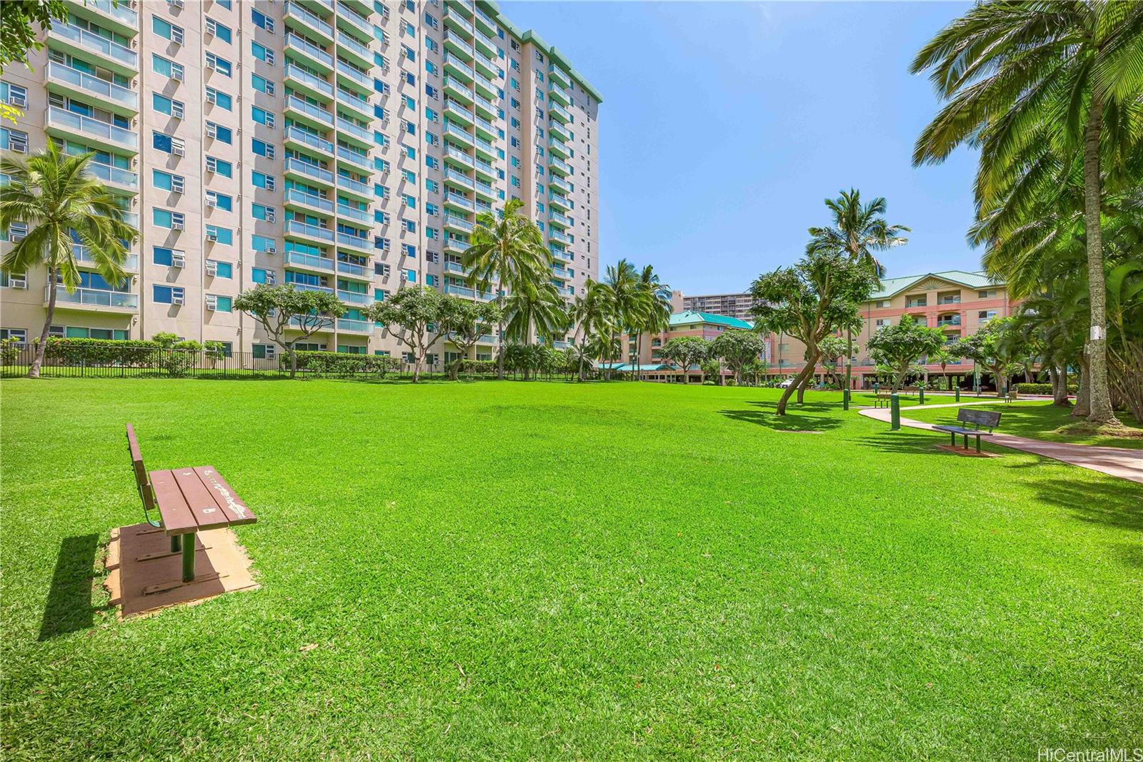 Country Club Village 6 condo # 504, Honolulu, Hawaii - photo 18 of 20