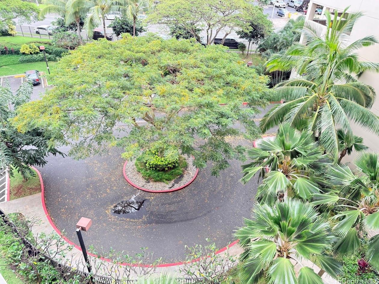 Country Club Village 6 condo # 612, Honolulu, Hawaii - photo 24 of 25