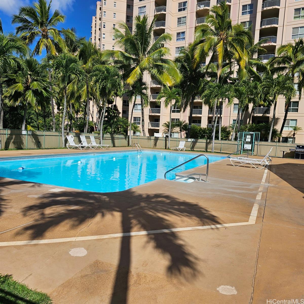 Country Club Village 6 condo # 808, Honolulu, Hawaii - photo 19 of 20