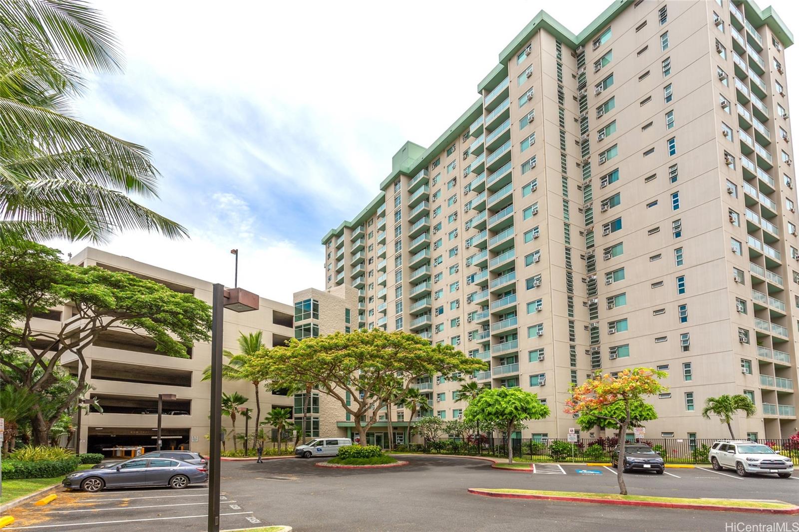Country Club Village 6 condo # 810, Honolulu, Hawaii - photo 12 of 13