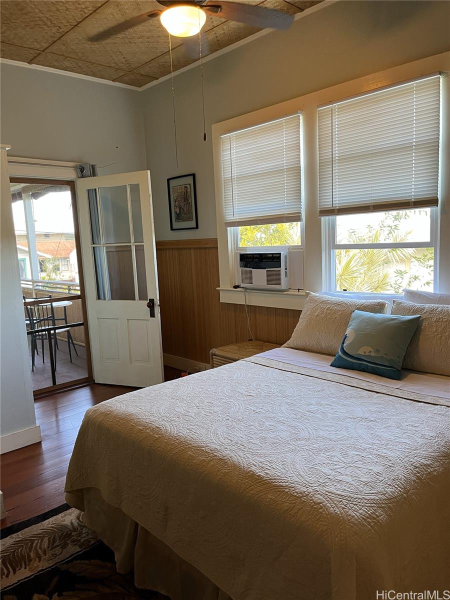 301  Ponahawai St Hilo, South Hilo home - photo 6 of 12