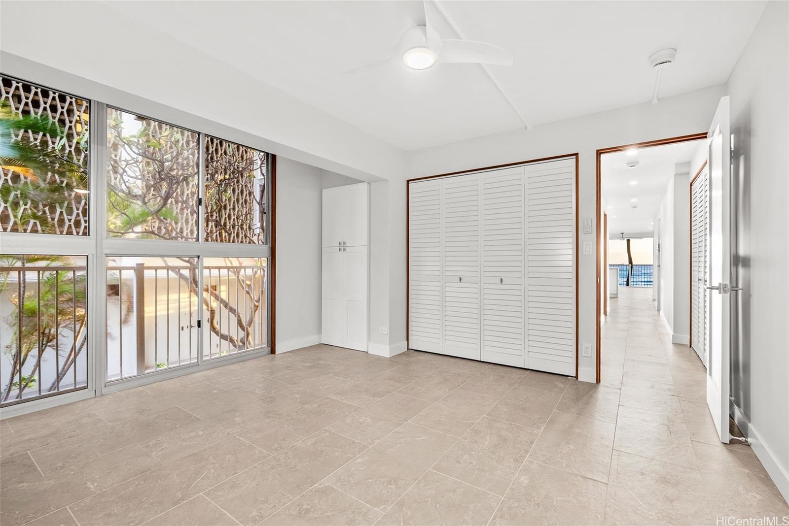 Oceanside Manor condo # 201, Honolulu, Hawaii - photo 14 of 25