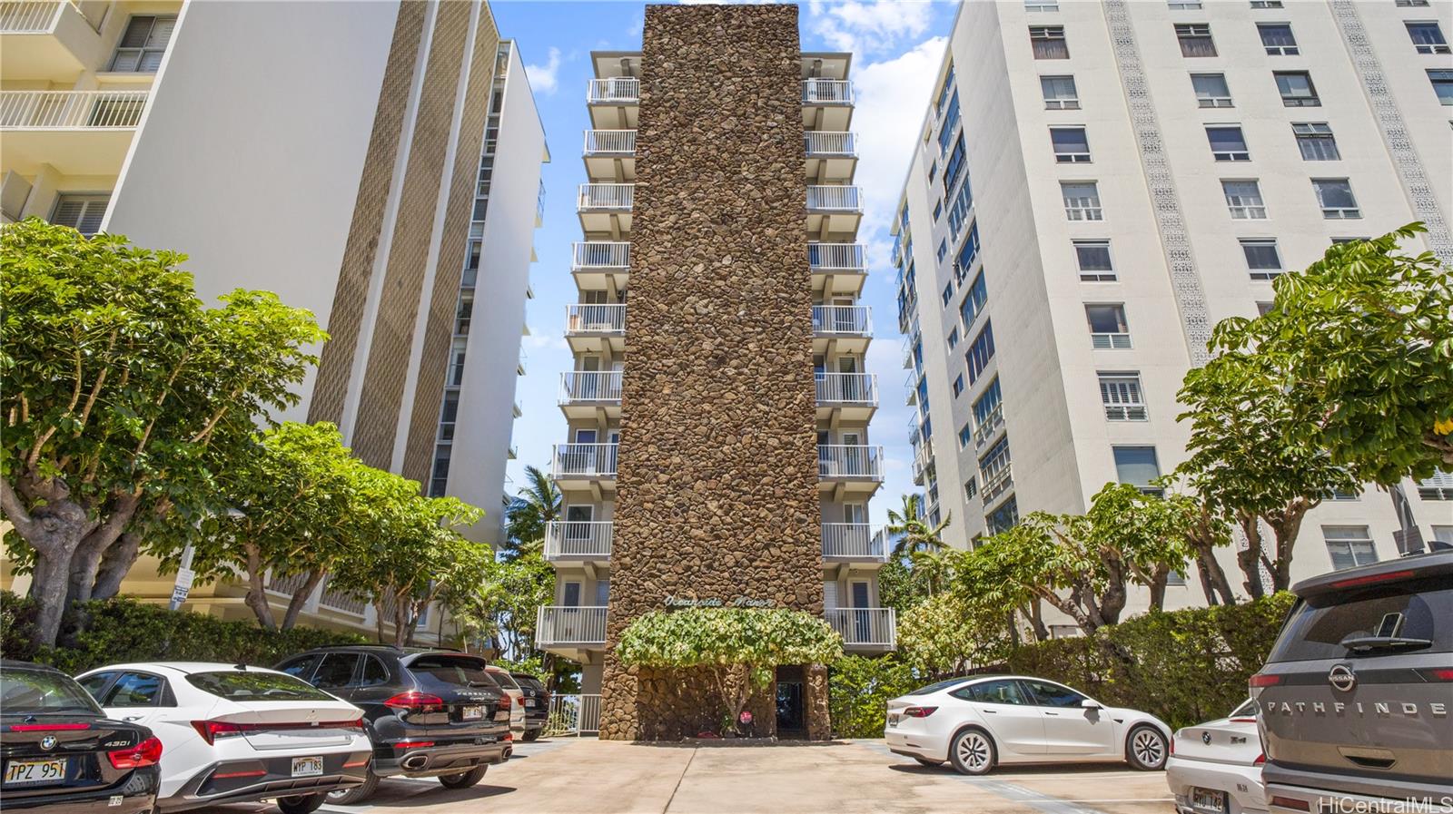 Oceanside Manor condo # 302, Honolulu, Hawaii - photo 22 of 23