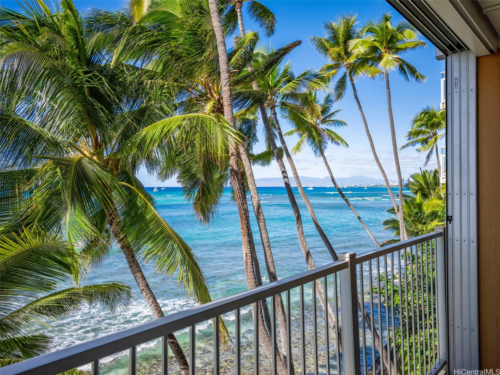 Oceanside Manor condo # 401, Honolulu, Hawaii - photo 22 of 25