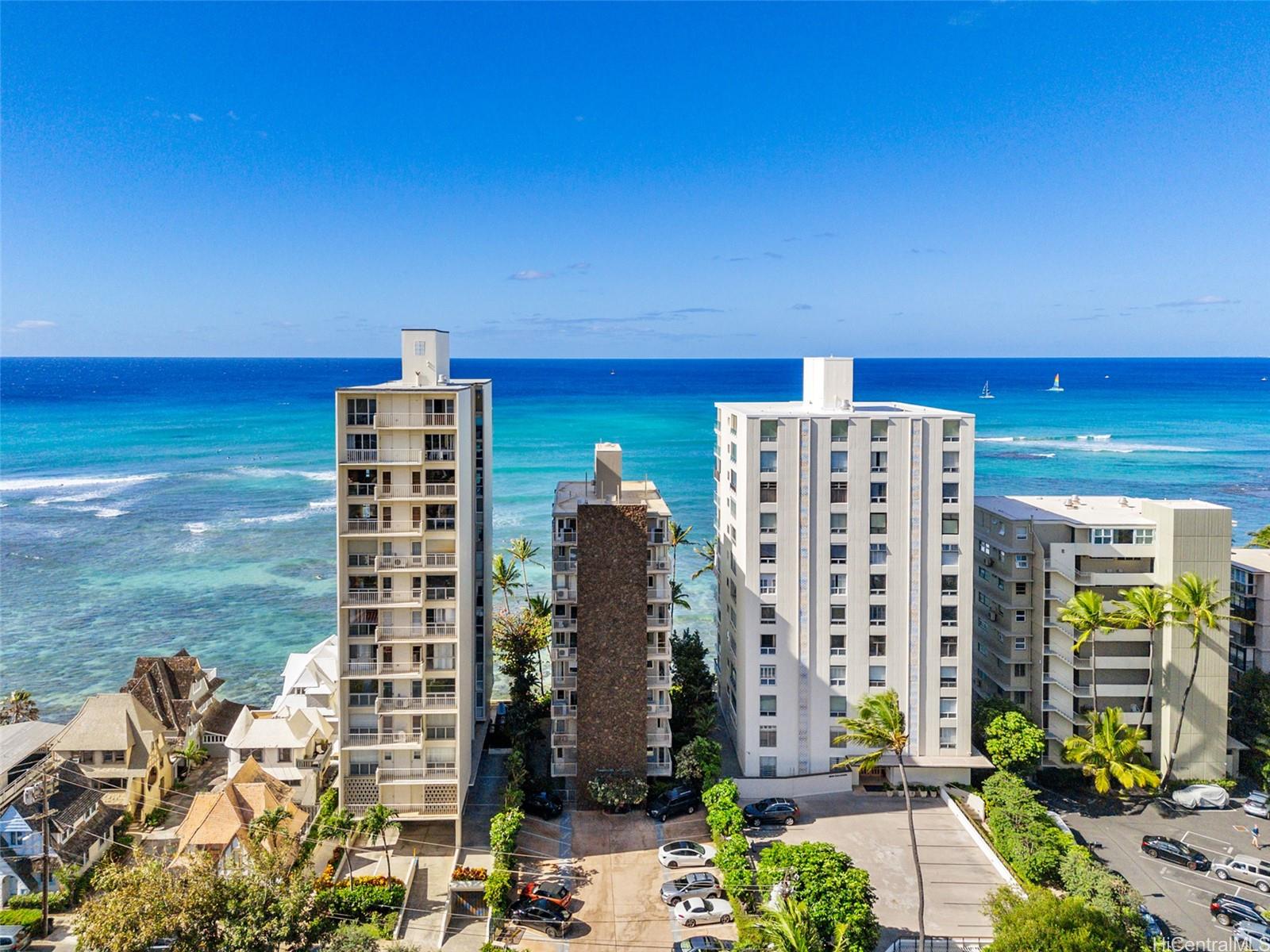 Oceanside Manor condo # 401, Honolulu, Hawaii - photo 24 of 25