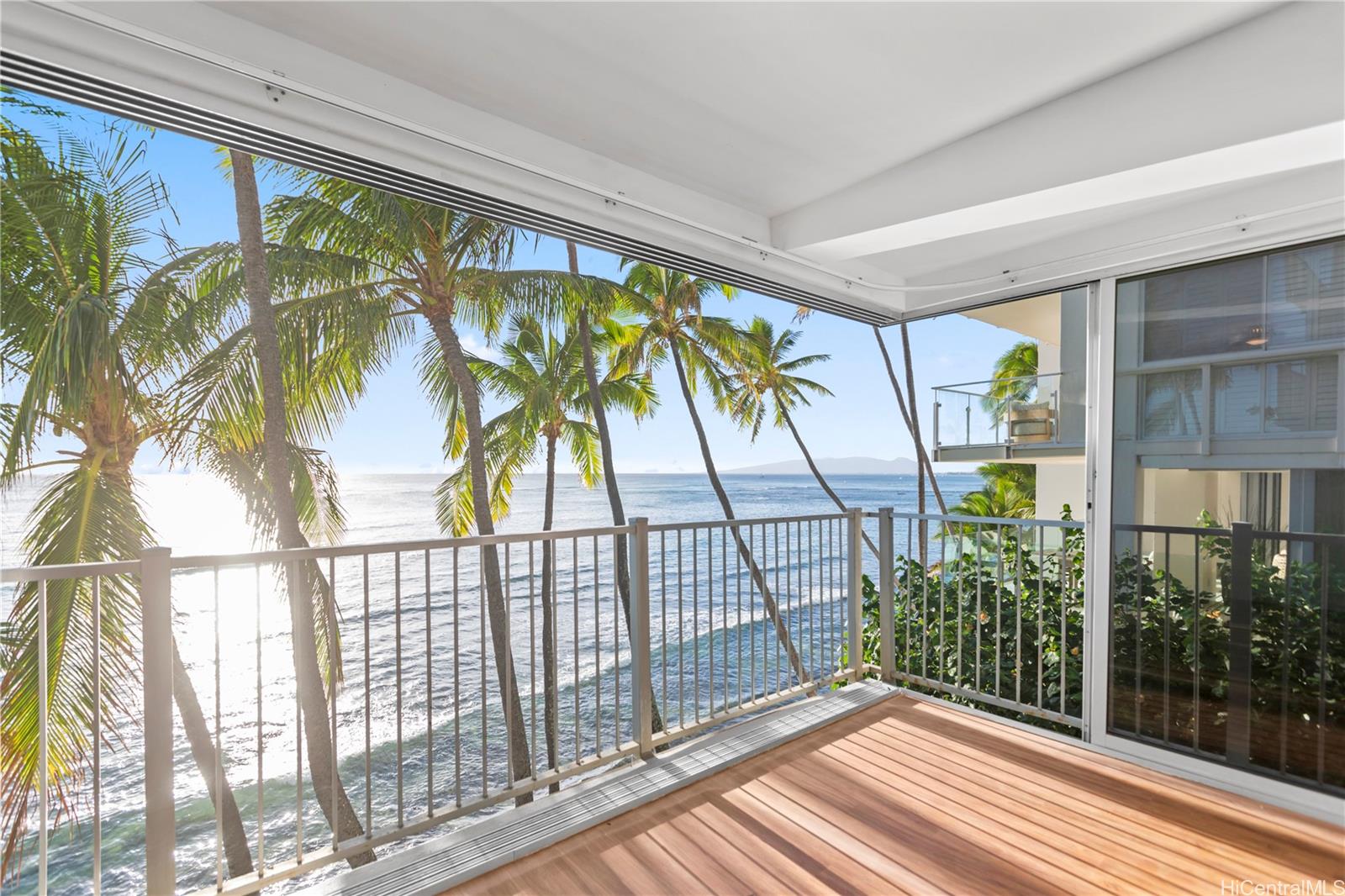 Oceanside Manor condo # 402, Honolulu, Hawaii - photo 19 of 25