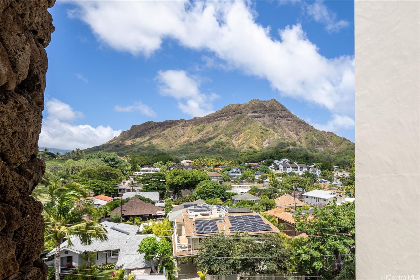 3015 Kalakaua Ave Honolulu - Rental - photo 15 of 19