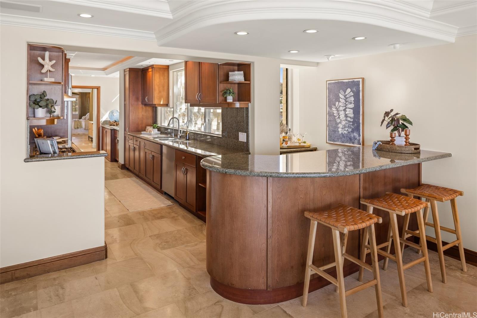 3019 Kalakaua Ave Apt condo # 6, Honolulu, Hawaii - photo 11 of 25