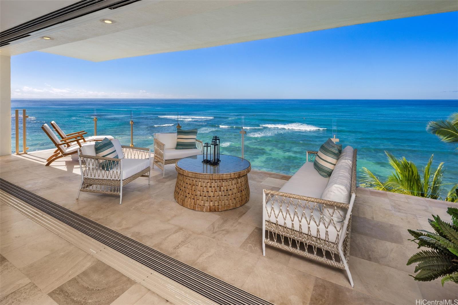 3019 Kalakaua Ave Apt condo # 6, Honolulu, Hawaii - photo 8 of 25