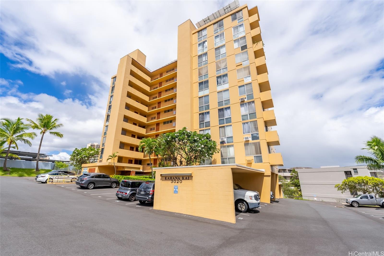 Kahana Kai condo # 202, Honolulu, Hawaii - photo 21 of 23