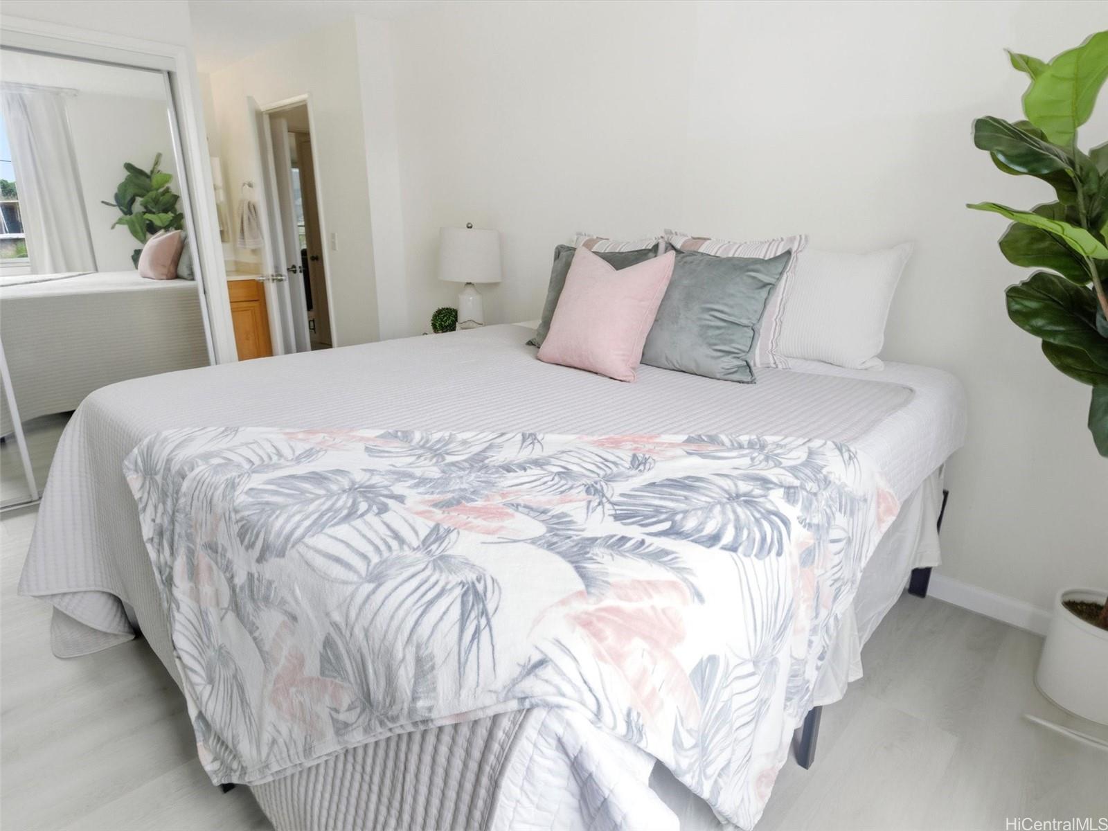 Kahana Kai condo # 404, HONOLULU, Hawaii - photo 12 of 17