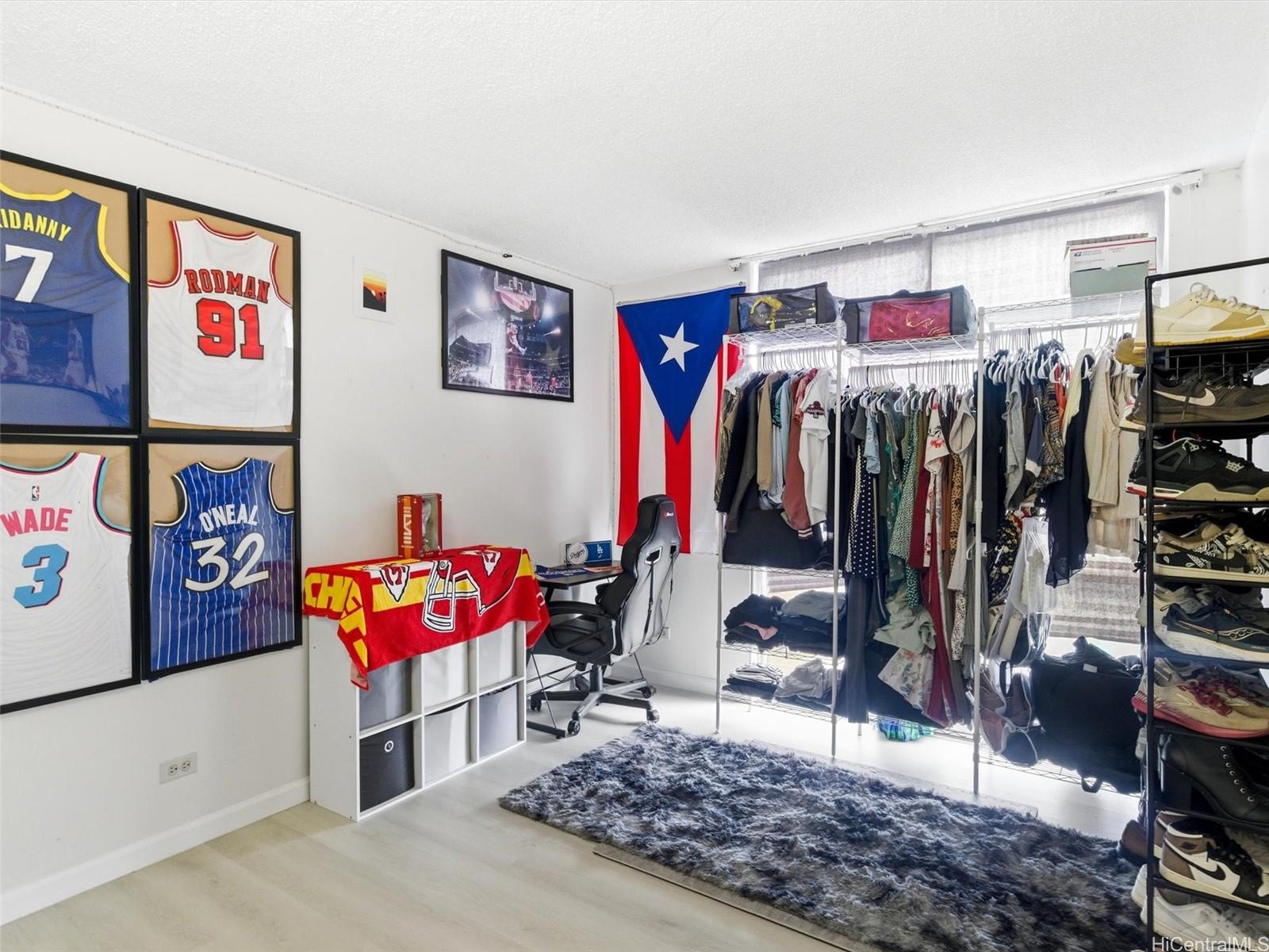 Kahana Kai condo # 404, Honolulu, Hawaii - photo 19 of 19