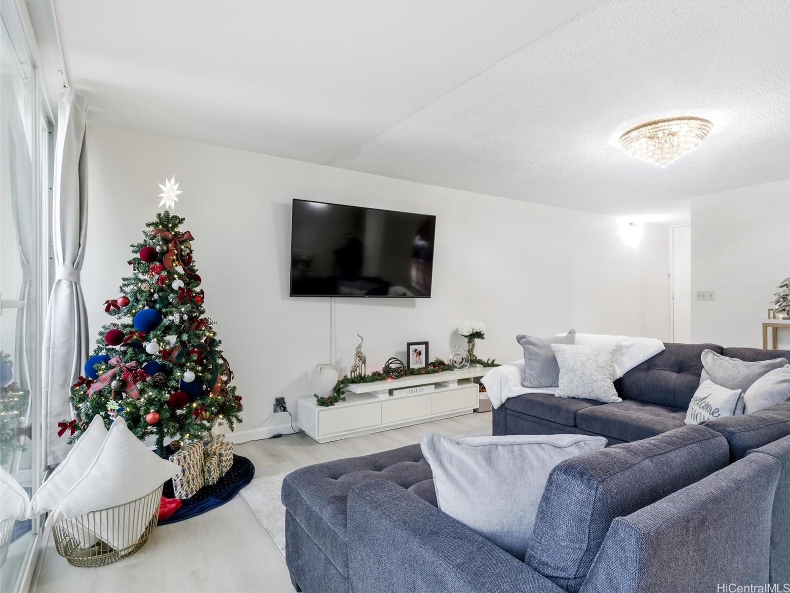 Kahana Kai condo # 404, HONOLULU, Hawaii - photo 9 of 17