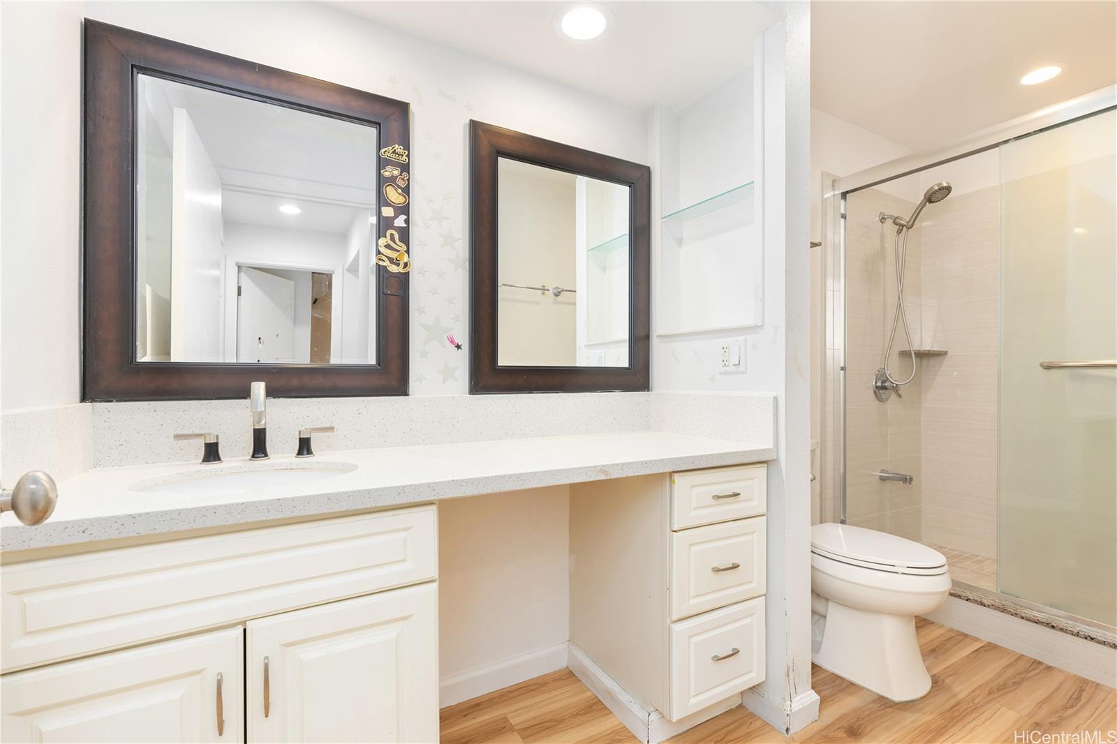 3024 Lakimau Street Honolulu - Multi-family - photo 16 of 25