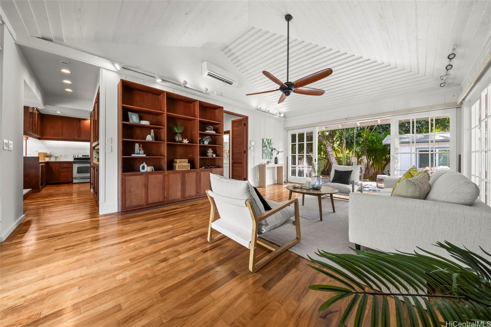 3025  Diamond Head Road Diamond Head, Diamond Head home - photo 4 of 25