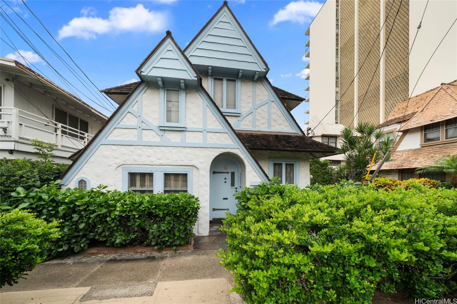 3027  Kalakaua Ave Diamond Head, Diamond Head home - photo 5 of 20