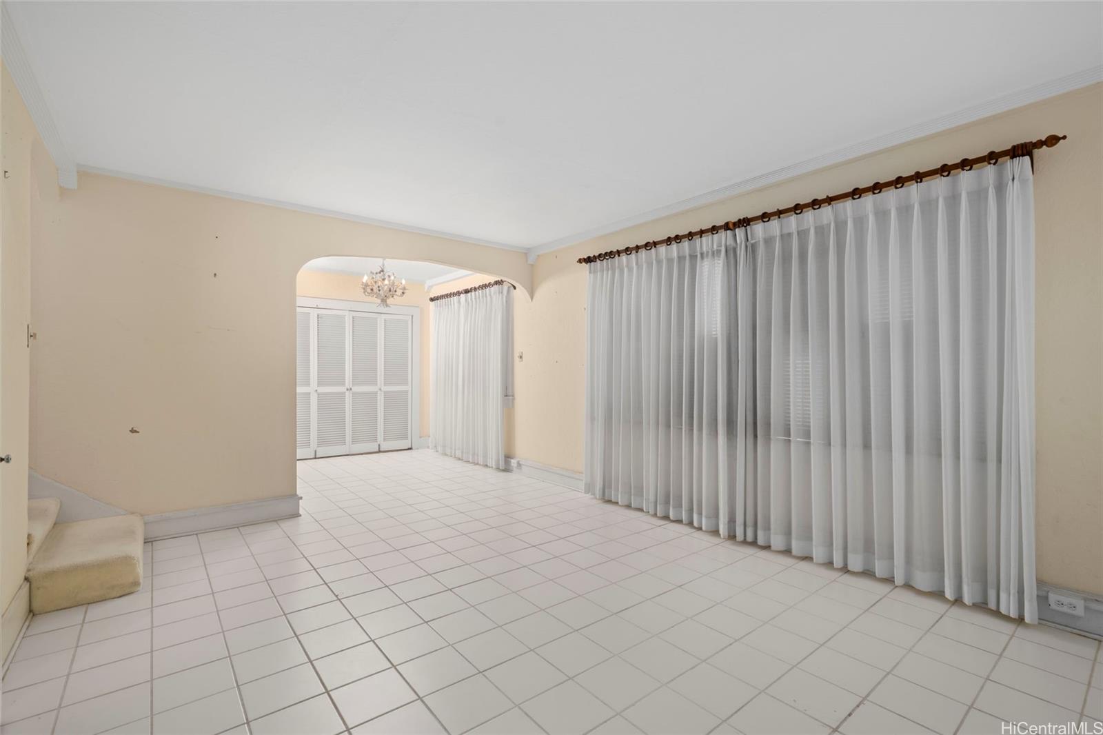 3027  Kalakaua Ave Diamond Head, Diamond Head home - photo 9 of 20