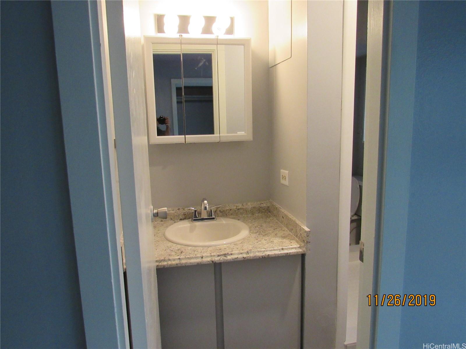 303 Liliuokalani Ave Honolulu - Rental - photo 13 of 15