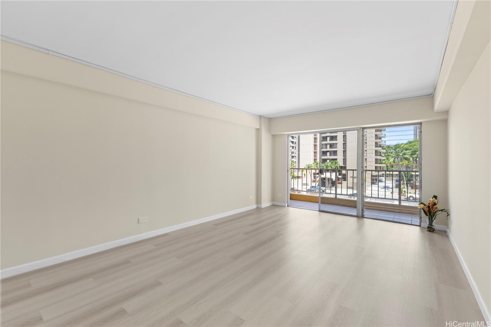 King Kalani condo # 304, Honolulu, Hawaii - photo 8 of 22