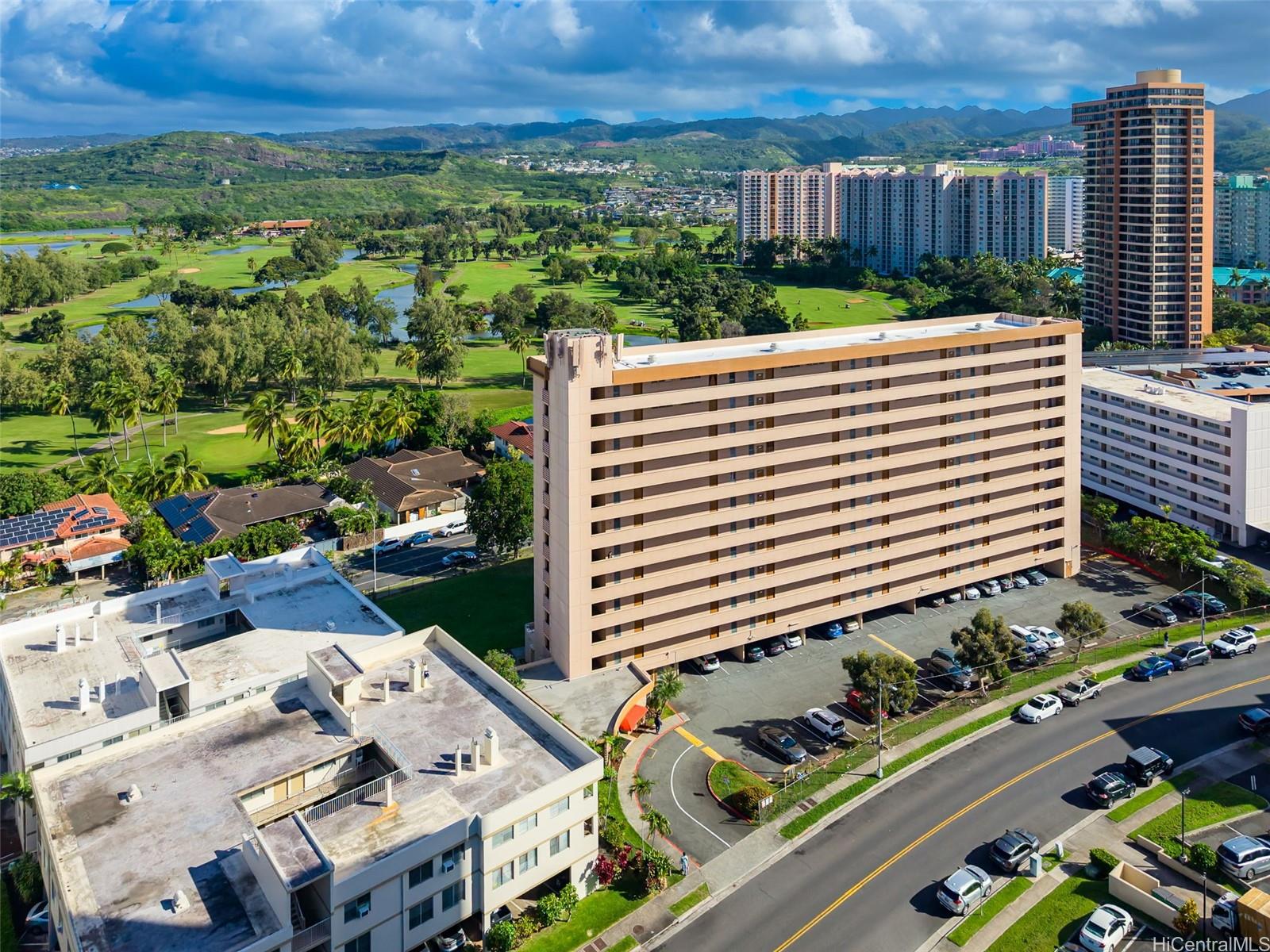 Lakeside Manor condo # 301, Honolulu, Hawaii - photo 14 of 16