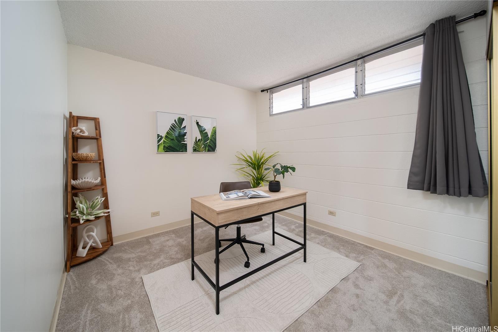 Lakeside Manor condo # 907, Honolulu, Hawaii - photo 16 of 25