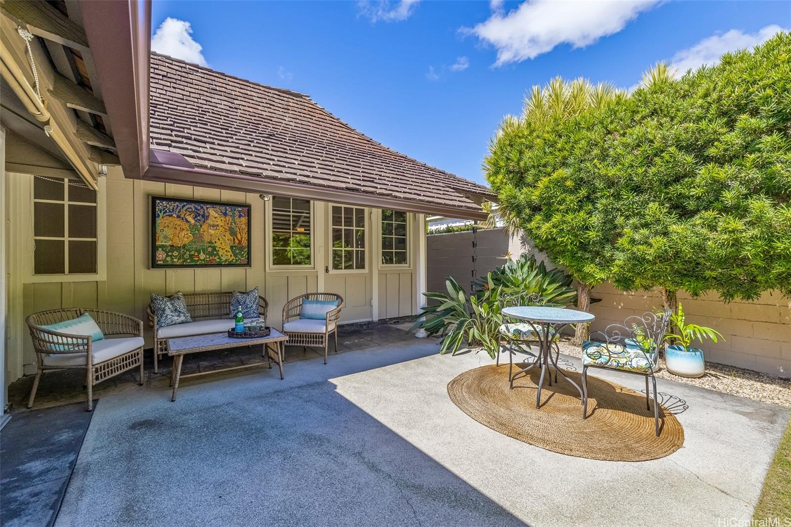 3030 Kalakaua Ave Honolulu - Rental - photo 5 of 24