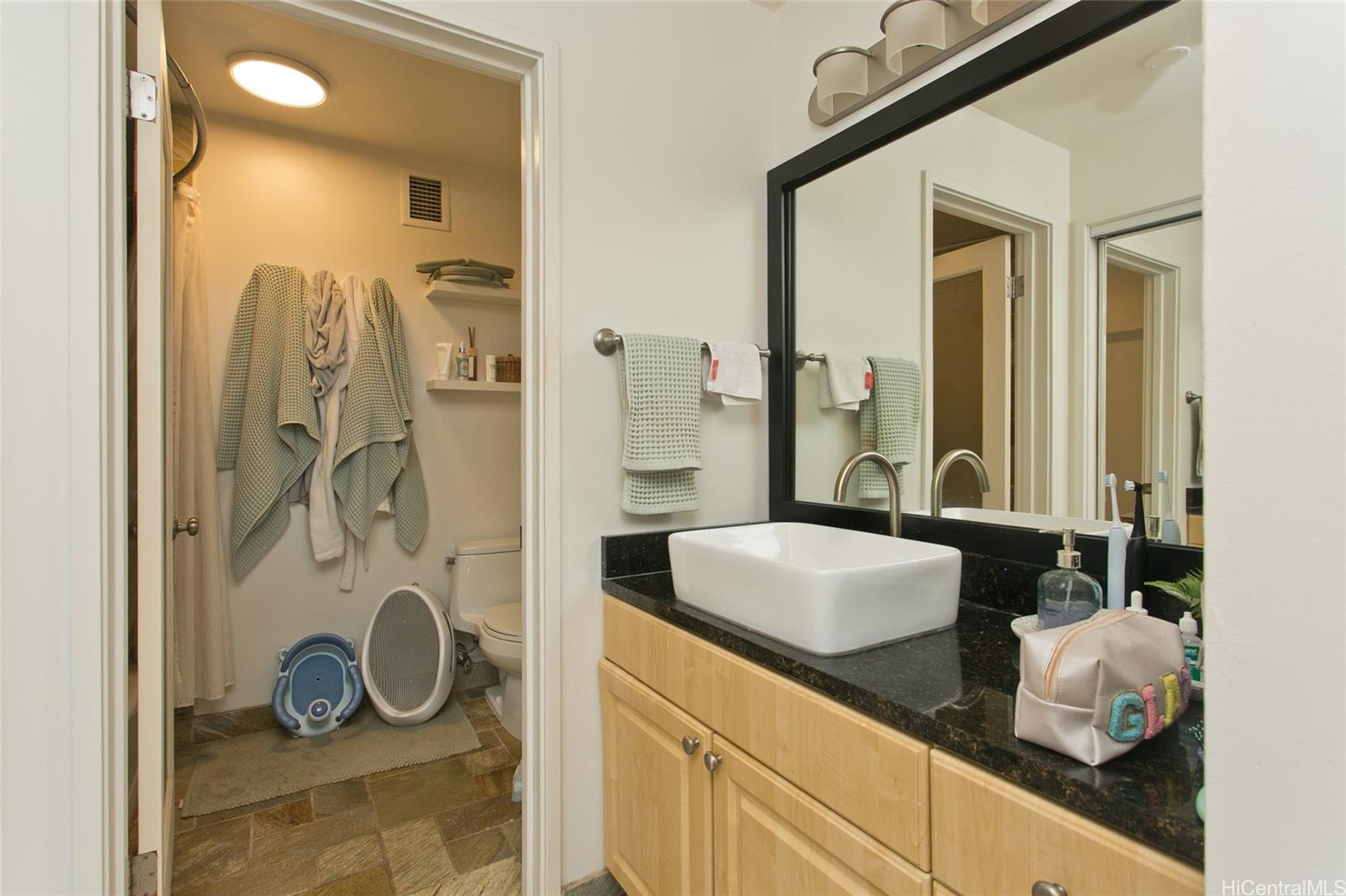 3030 Pualei Circle townhouse # 101, Honolulu, Hawaii - photo 13 of 20