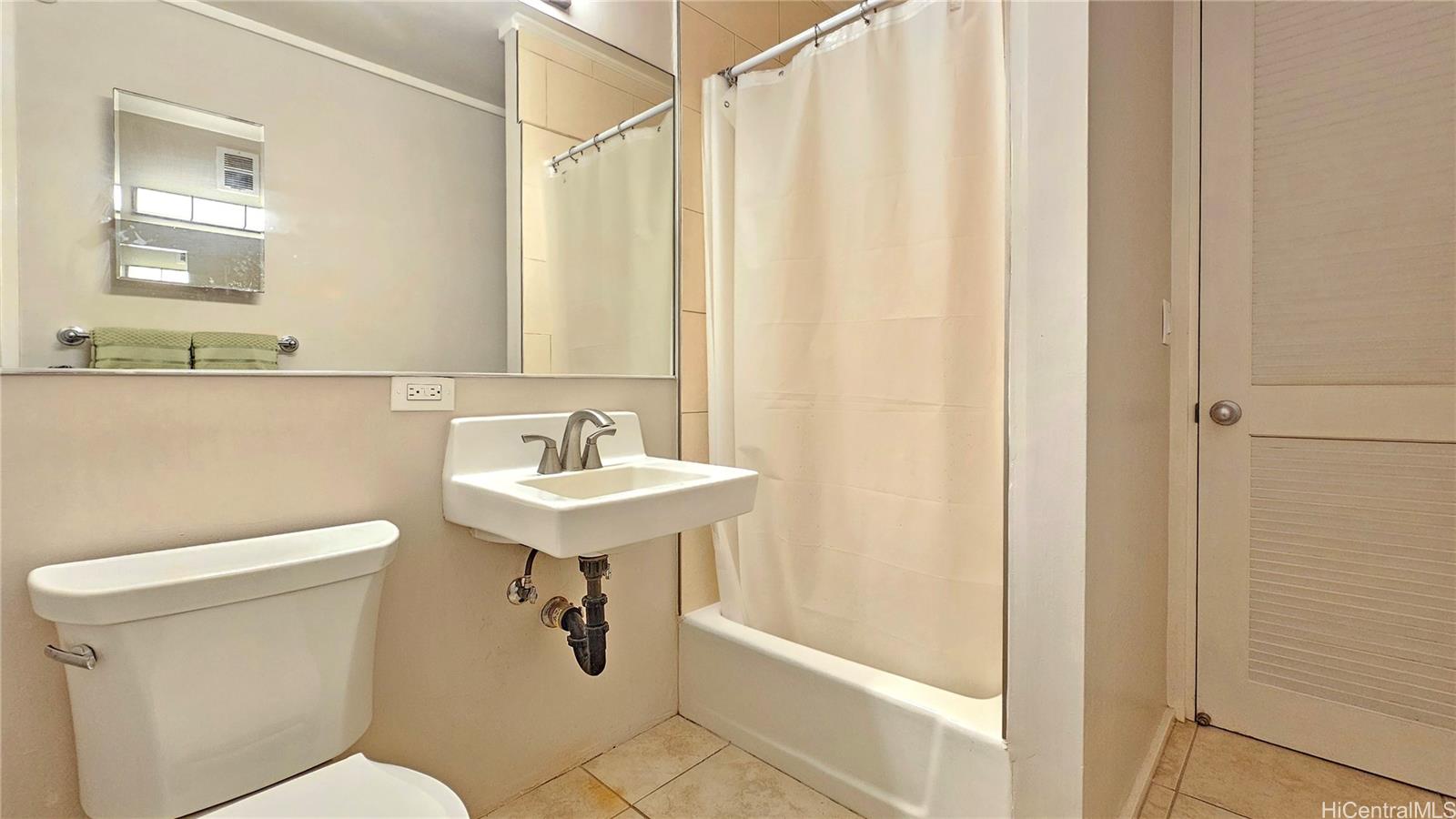 Diamond Head @ Pualei Cir condo # 304, Honolulu, Hawaii - photo 10 of 17