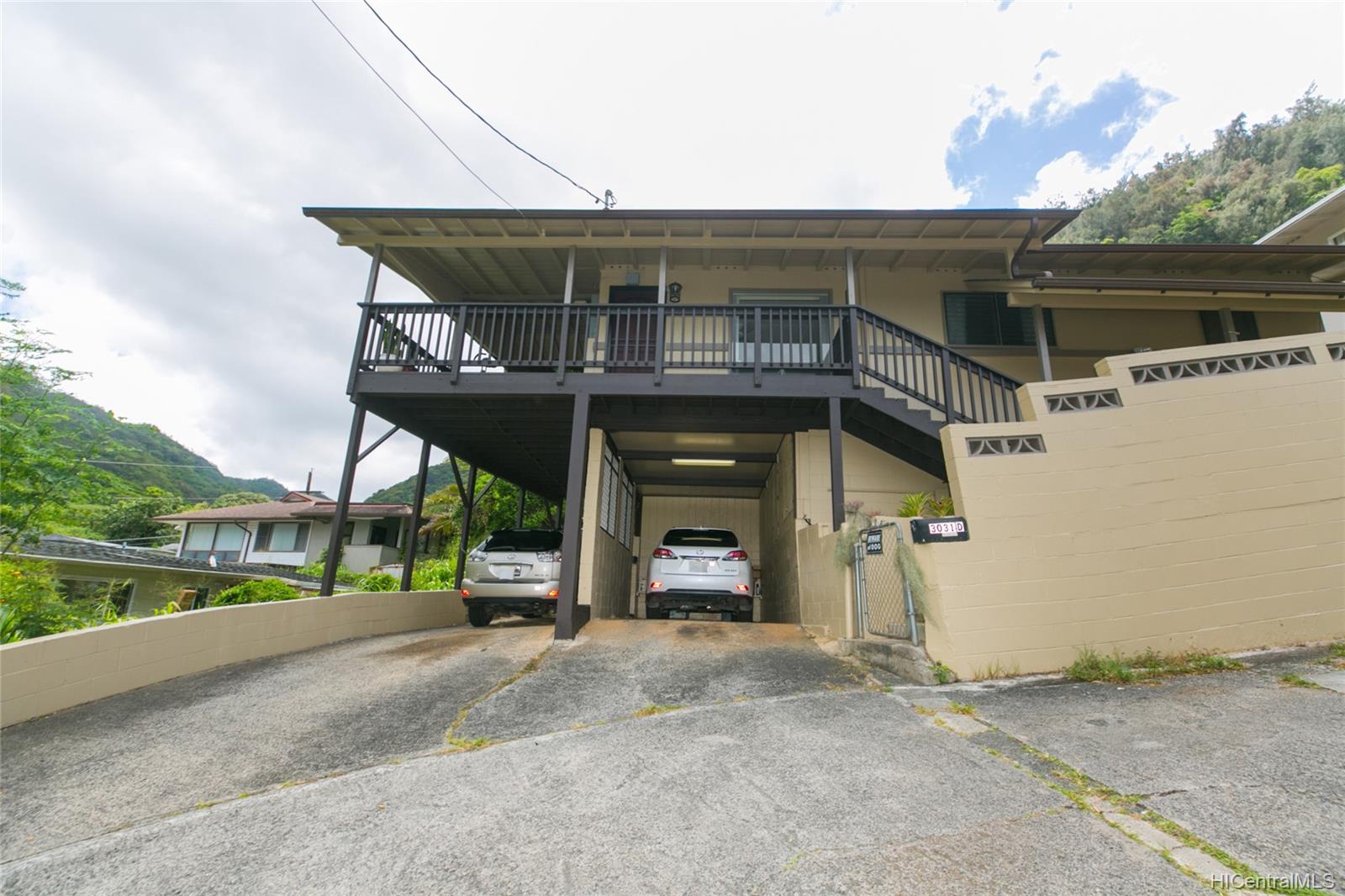 3031 Nihi Street D5, Honolulu house for sale Kalihi Valley Honolulu