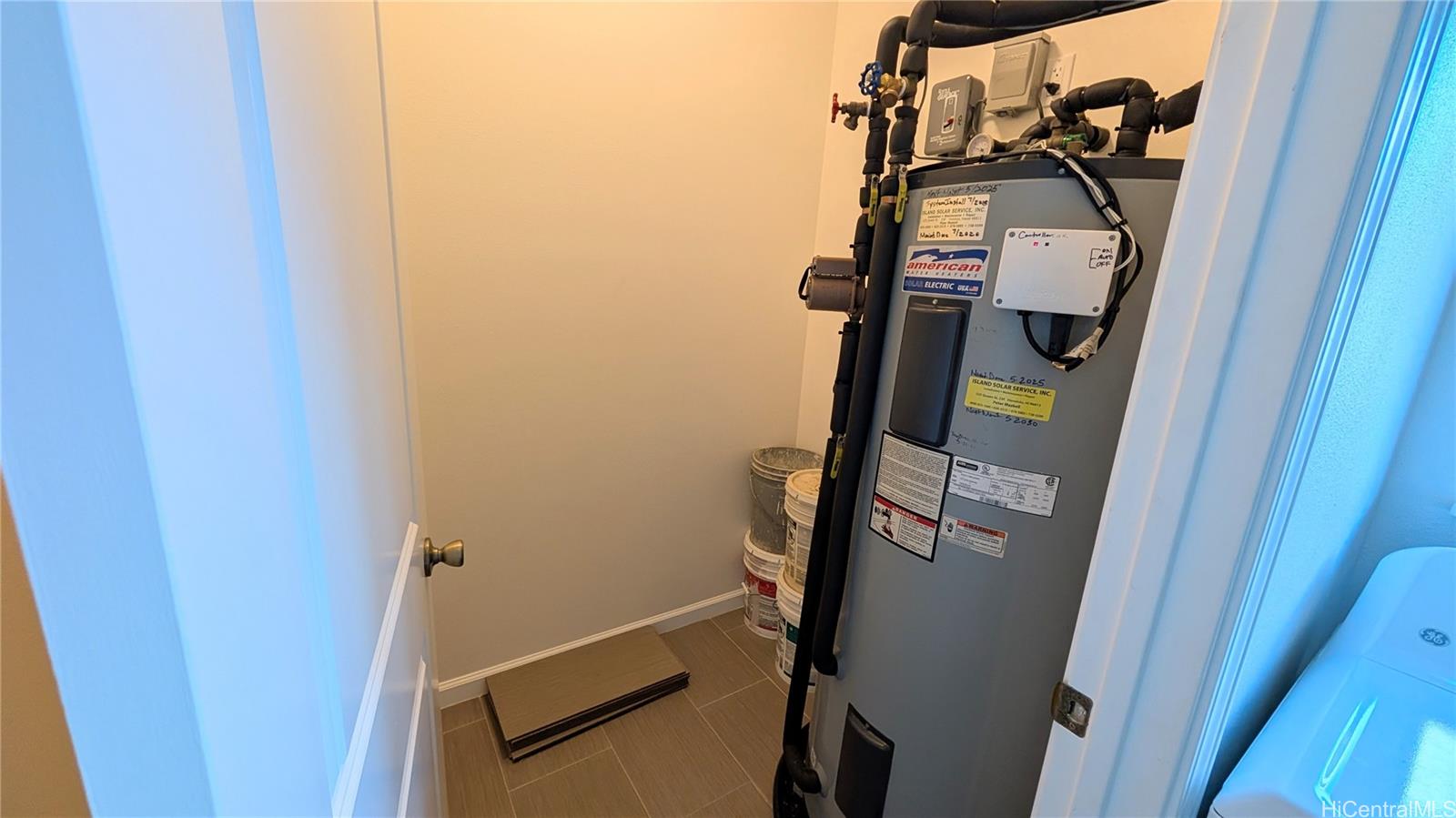 3032 Hinano Street Honolulu - Rental - photo 18 of 25