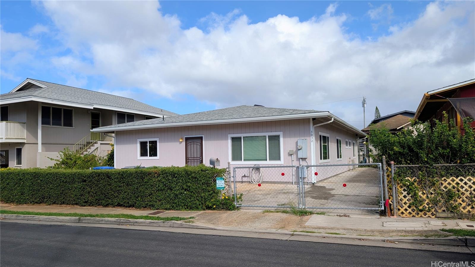 3032 Hinano Street Honolulu - Rental - photo 21 of 25