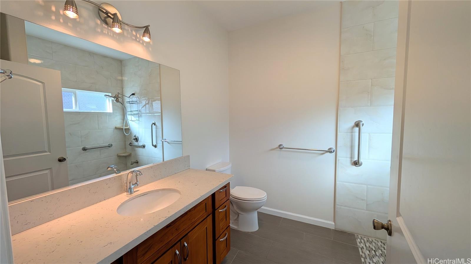 3032 Hinano Street Honolulu - Rental - photo 4 of 25