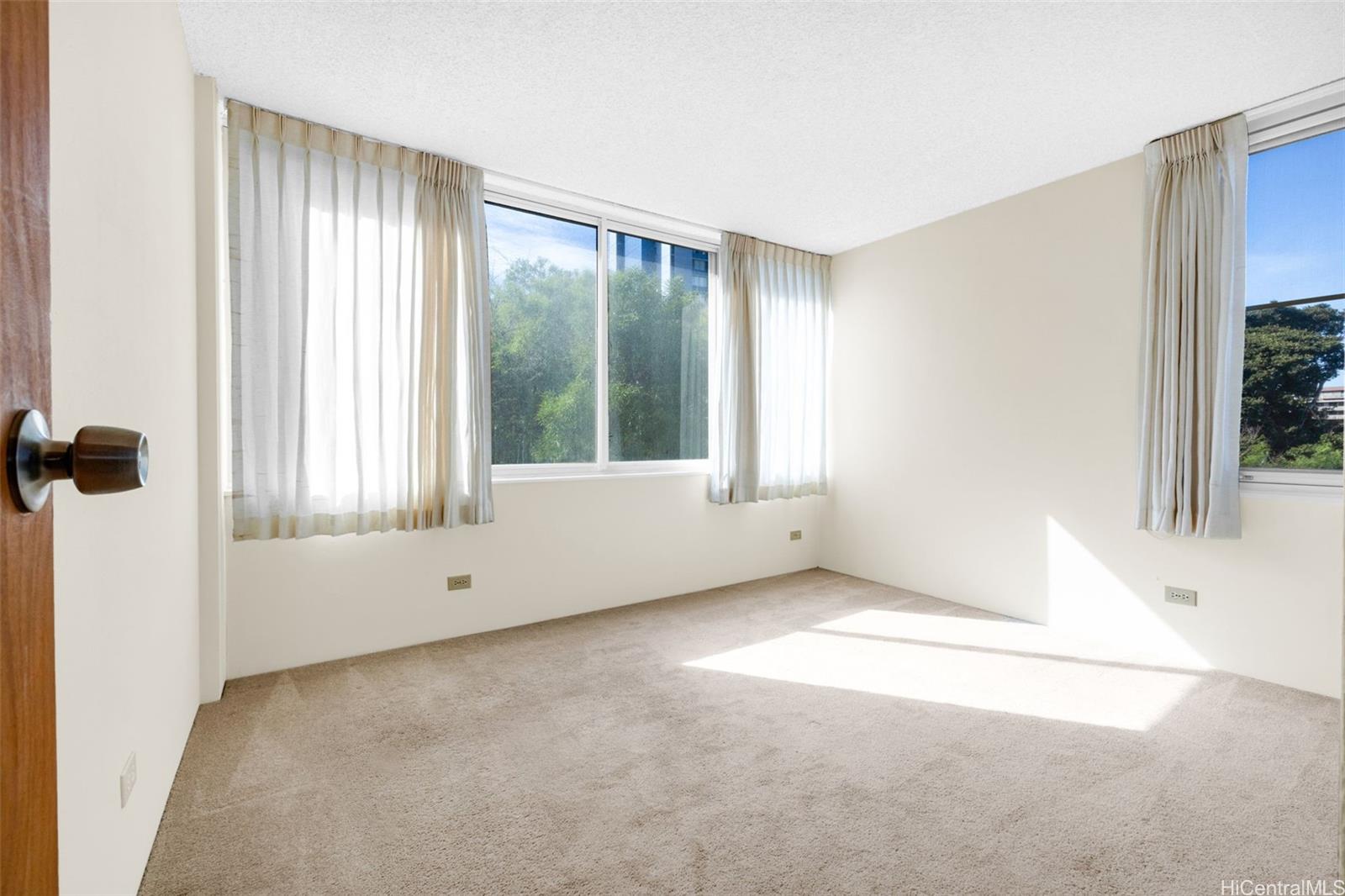 3033 Ala Ilima St Honolulu - Rental - photo 2 of 17