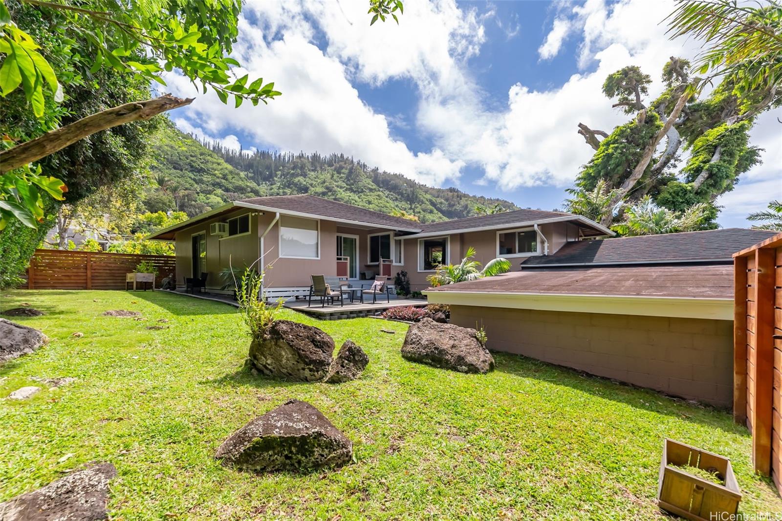 3038  Waipuna Rise Manoa-woodlawn, Honolulu home - photo 21 of 25