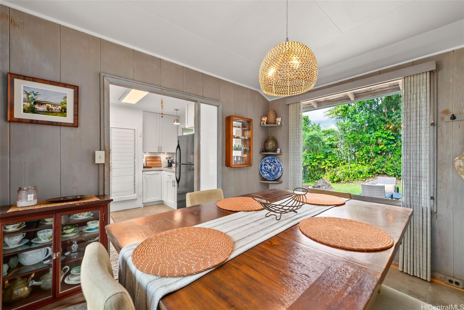 3038  Waipuna Rise Manoa-woodlawn, Honolulu home - photo 8 of 25