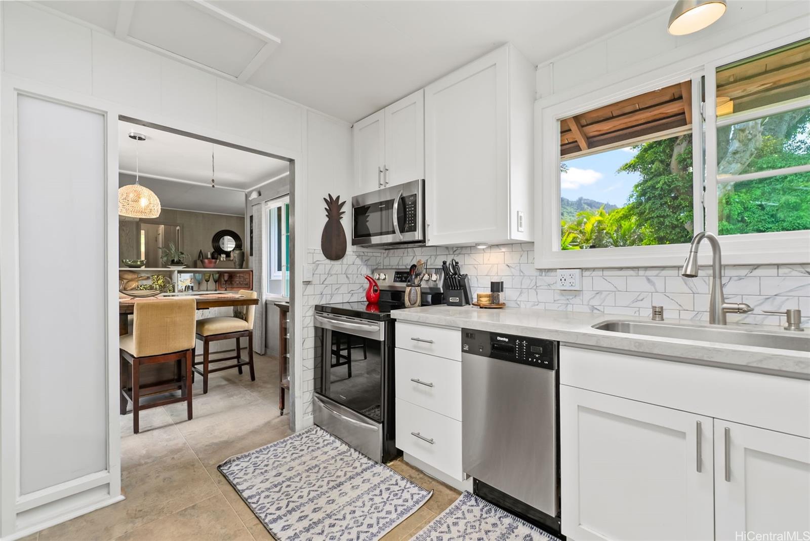 3038  Waipuna Rise Manoa-woodlawn, Honolulu home - photo 10 of 25