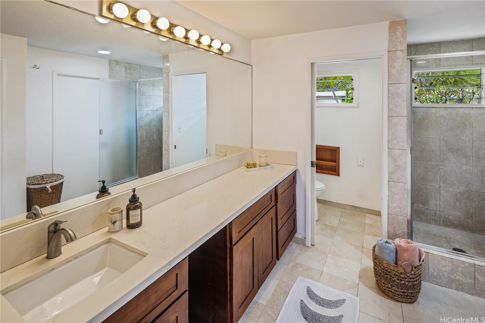 304  Ilimano Street Kalaheo Hillside, Kailua home - photo 15 of 25
