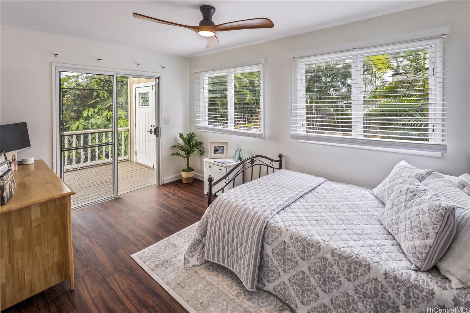 304  Ilimano Street Kalaheo Hillside, Kailua home - photo 10 of 25