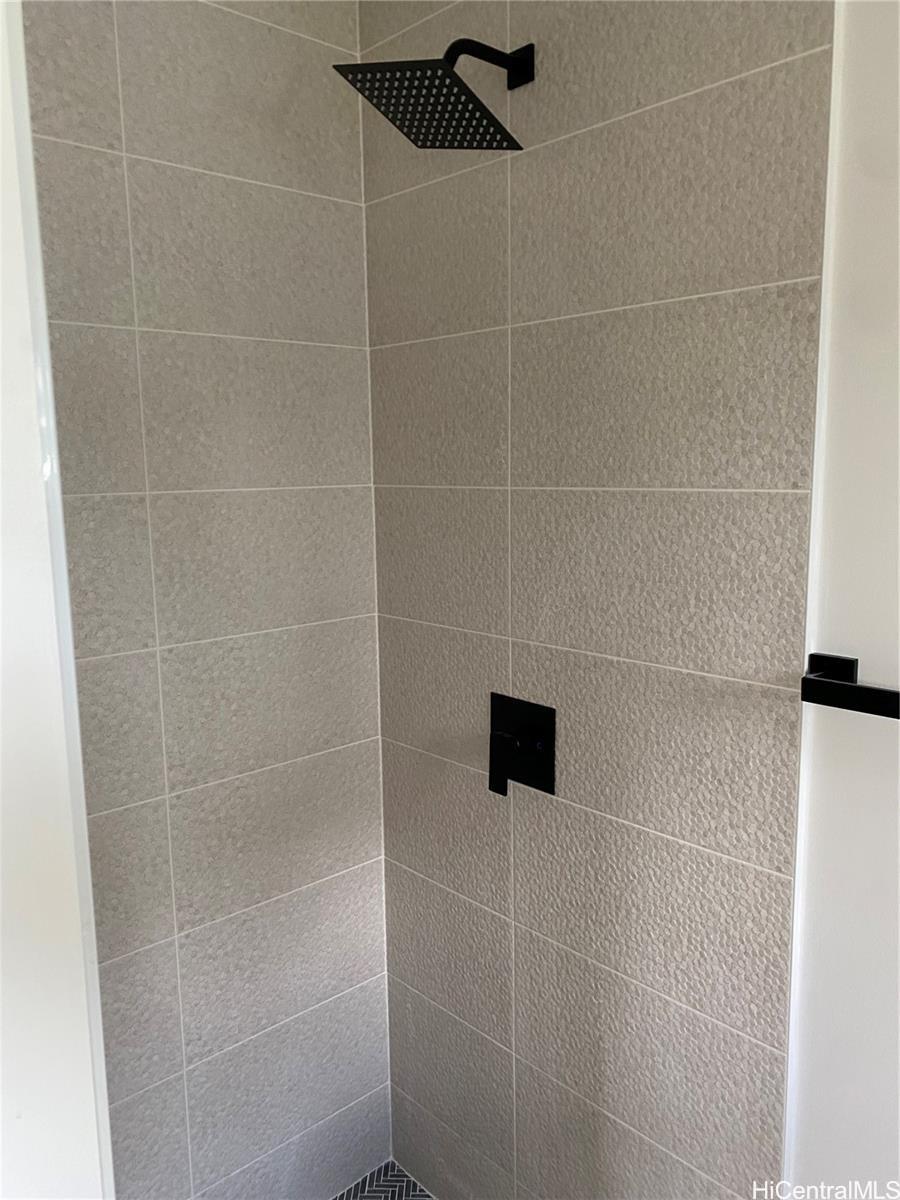 304 Wyllie St Honolulu - Rental - photo 2 of 6