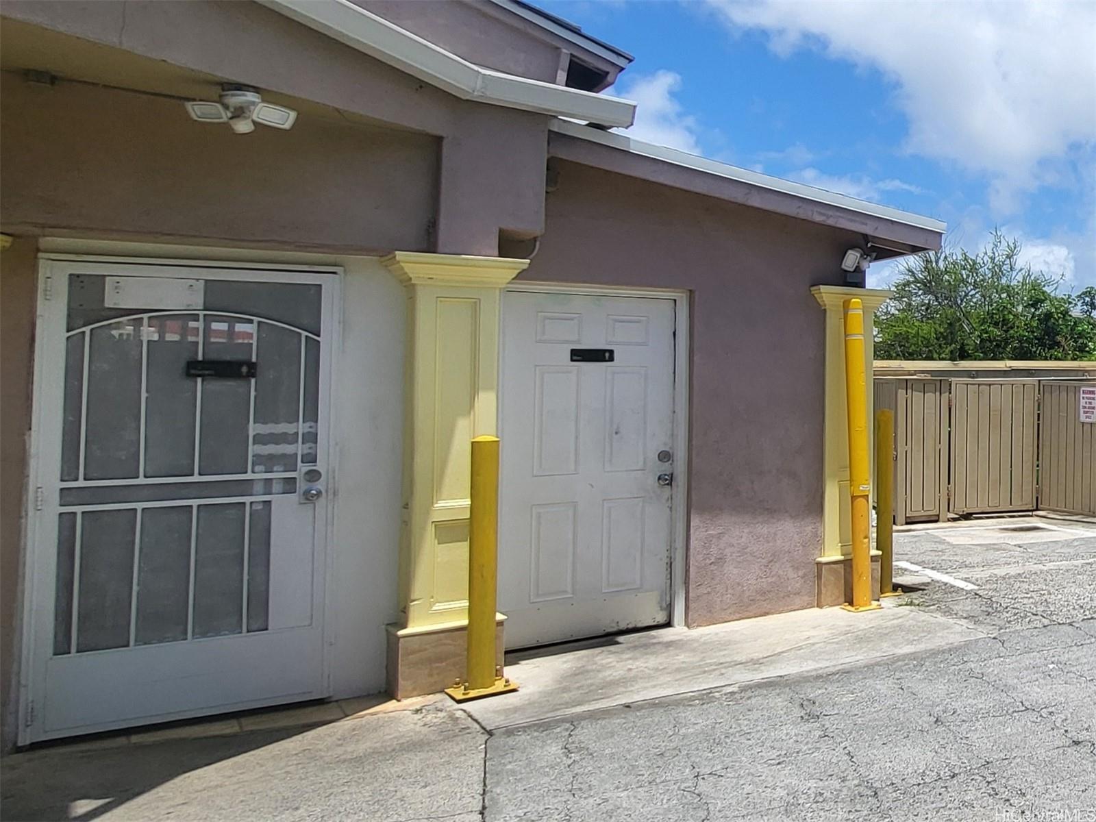 3040 Waialae Ave Honolulu Oahu commercial real estate photo12 of 14