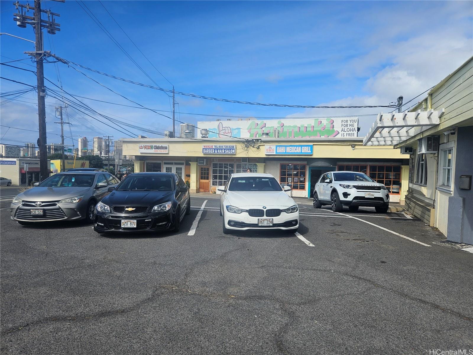3040 Waialae Ave Honolulu Oahu commercial real estate photo4 of 5